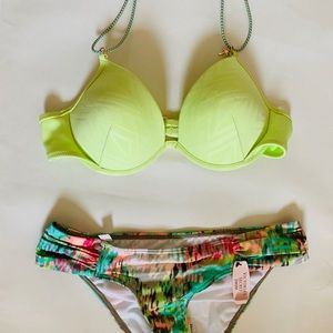 Victoria Secret swim top size 34B